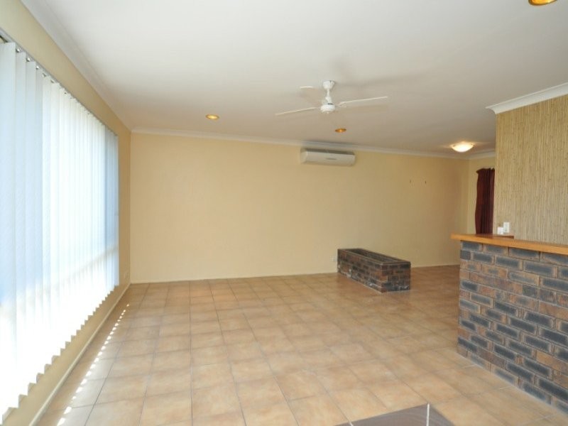 10 Eacham Avenue, Coombabah QLD 4216