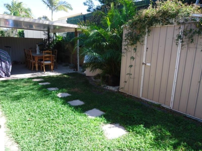 1/13 Orkney Place, Labrador QLD 4215