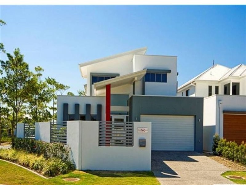 2 Fleetwood Court, Helensvale QLD 4212