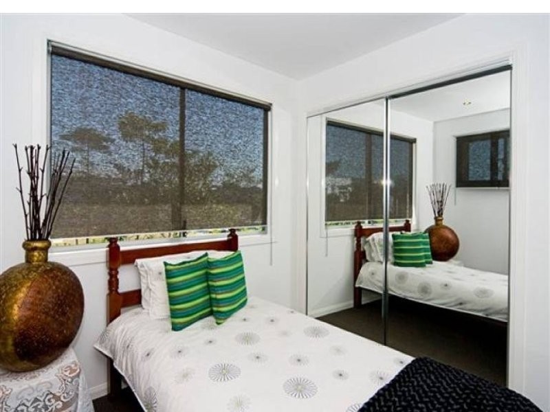 2 Fleetwood Court, Helensvale QLD 4212