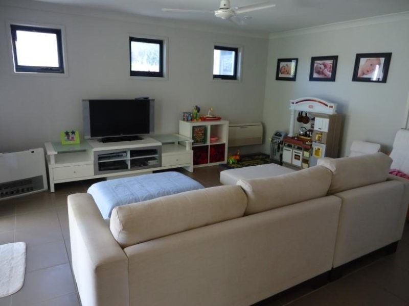 23 Bahkeeta Street, Oxenford QLD 4210