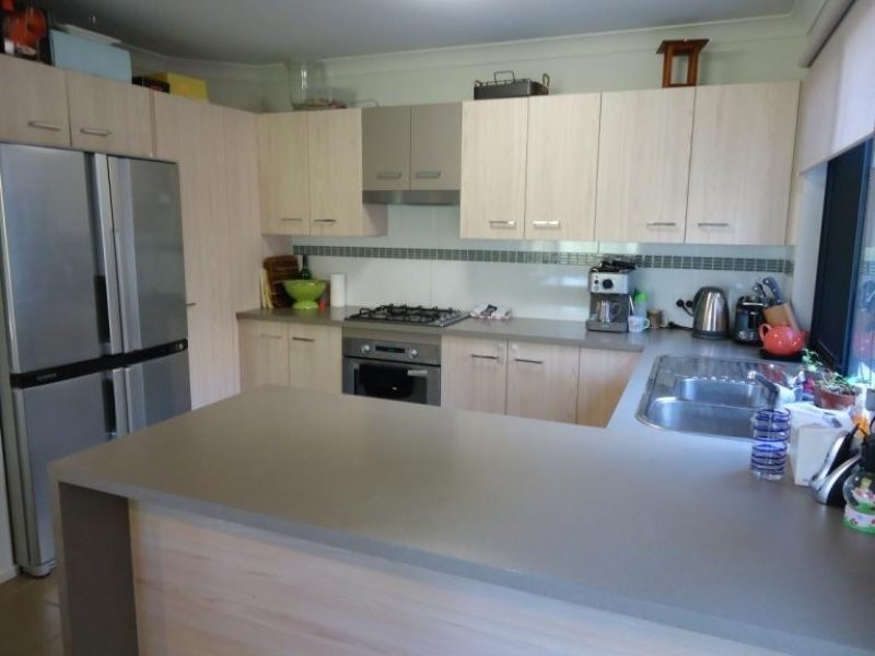 23 Bahkeeta Street, Oxenford QLD 4210