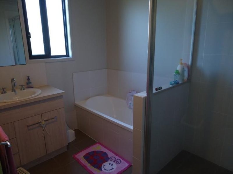 23 Bahkeeta Street, Oxenford QLD 4210