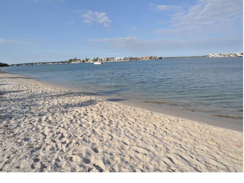 27 Killowill Avenue, Paradise Point QLD 4216