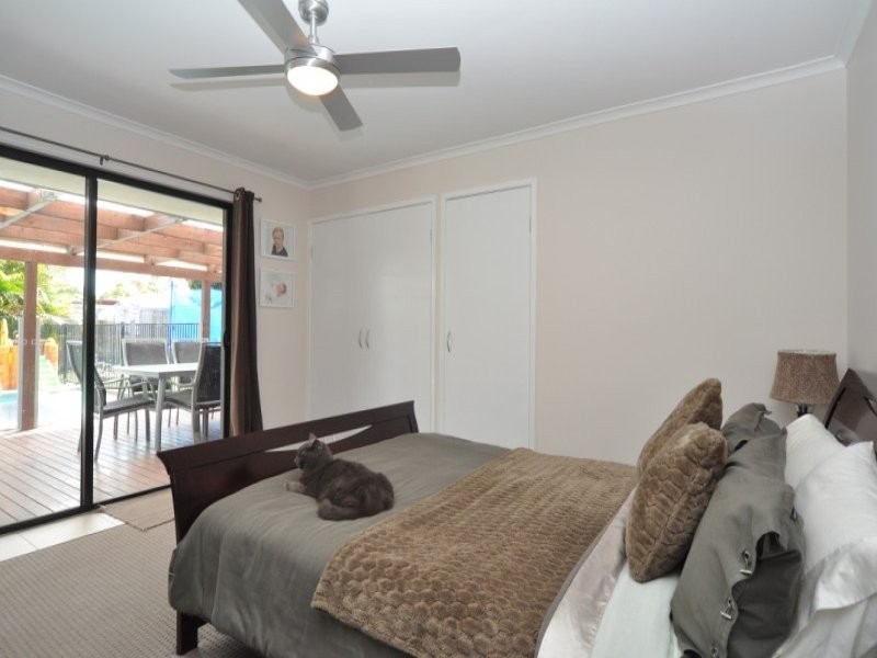 12 Wendoree Way, Coombabah QLD 4216