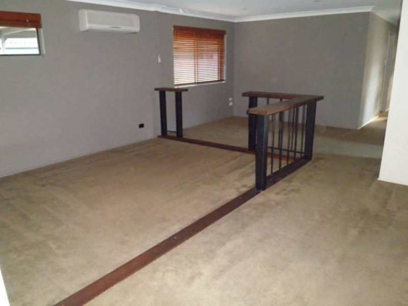 16 Allinga Street, Coombabah QLD 4216