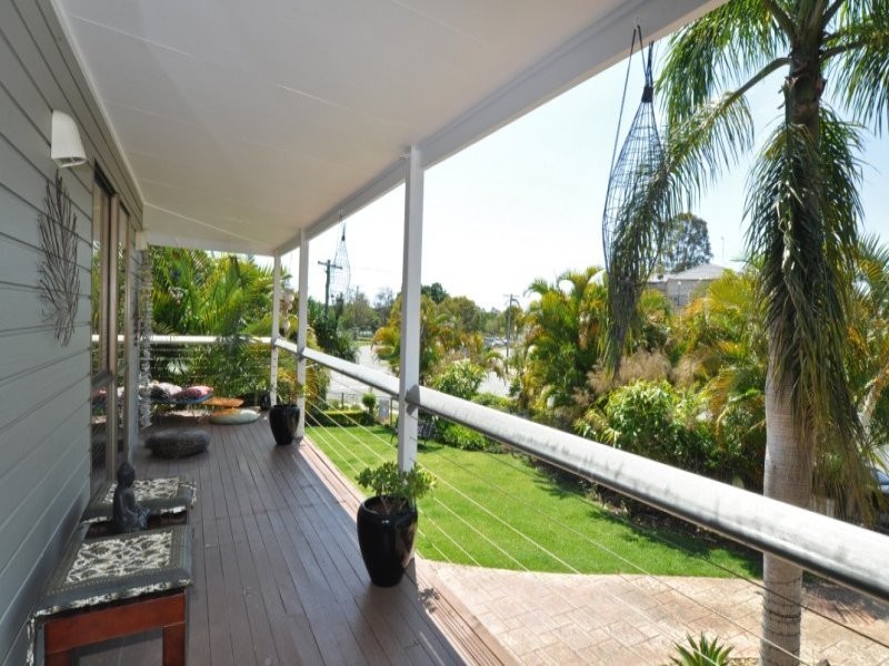 12 Iragana Street, Hope Island QLD 4212