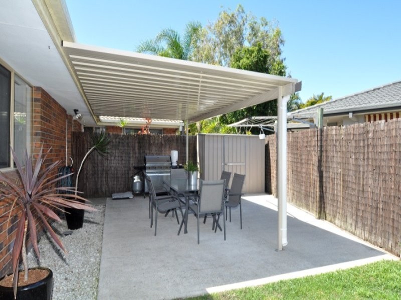 1/23 Coventry Court, Labrador QLD 4215