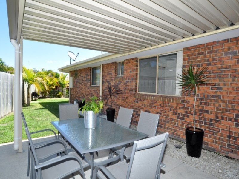 1/23 Coventry Court, Labrador QLD 4215