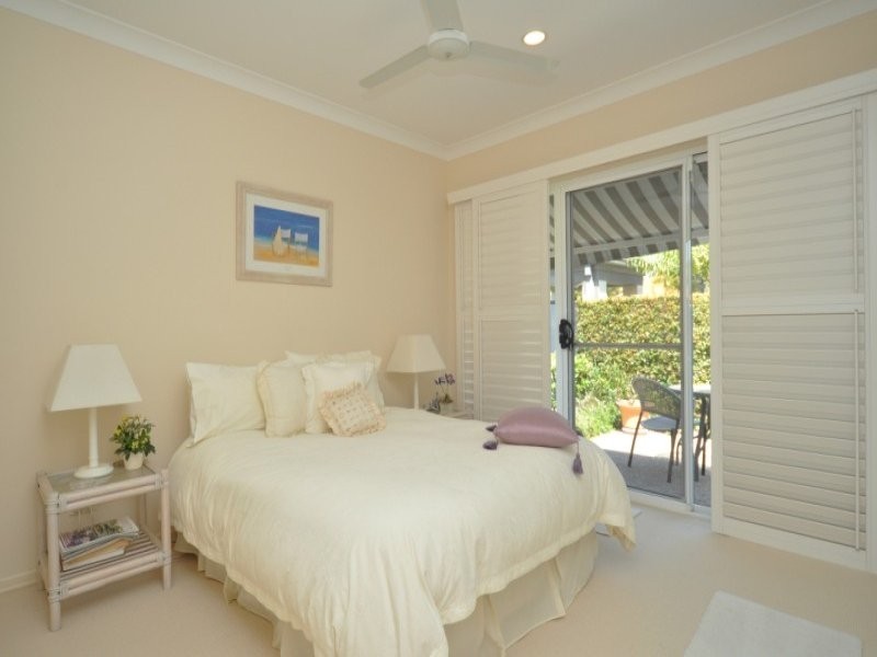 25 Lee Anne Crescent, Helensvale QLD 4212