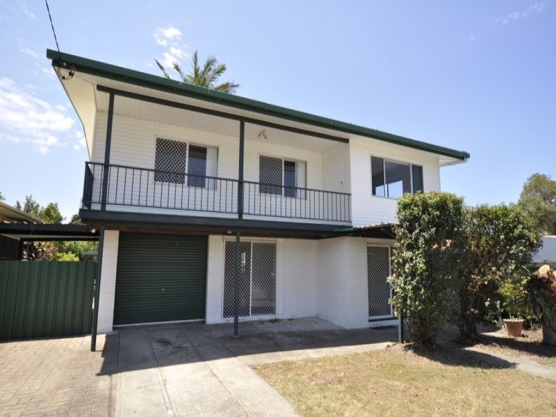 5 Swallow Avenue, Paradise Point QLD 4216