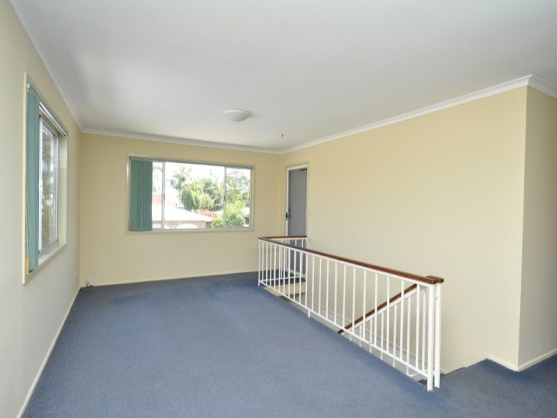5 Swallow Avenue, Paradise Point QLD 4216