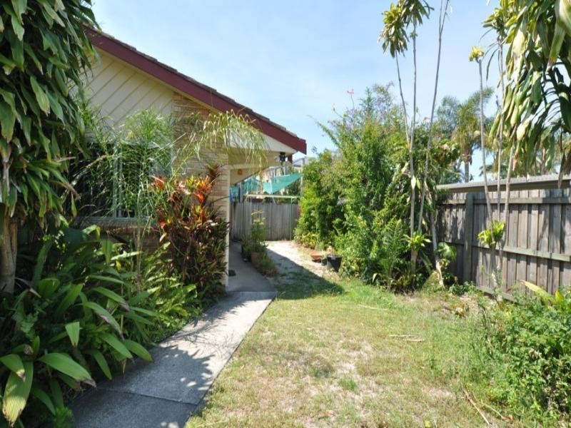 187 Bayview Street, Runaway Bay QLD 4216