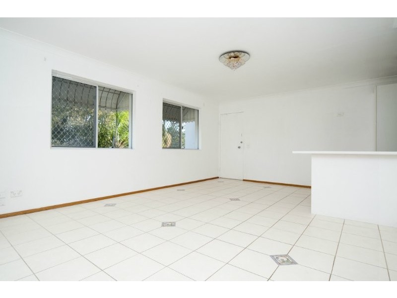 8/5 Brett Avenue, Labrador QLD 4215