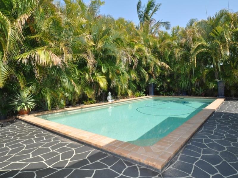 5 Dallow Crescent, Monterey Keys QLD 4212