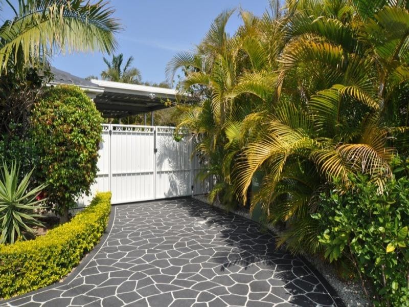 5 Dallow Crescent, Monterey Keys QLD 4212