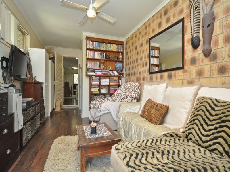 2/82 Kangaroo Avenue, Coombabah QLD 4216