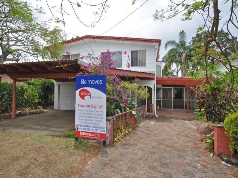5 Robin Avenue, Paradise Point QLD 4216