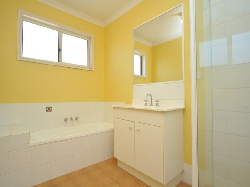 2/394 Pine Ridge Road, Coombabah QLD 4216