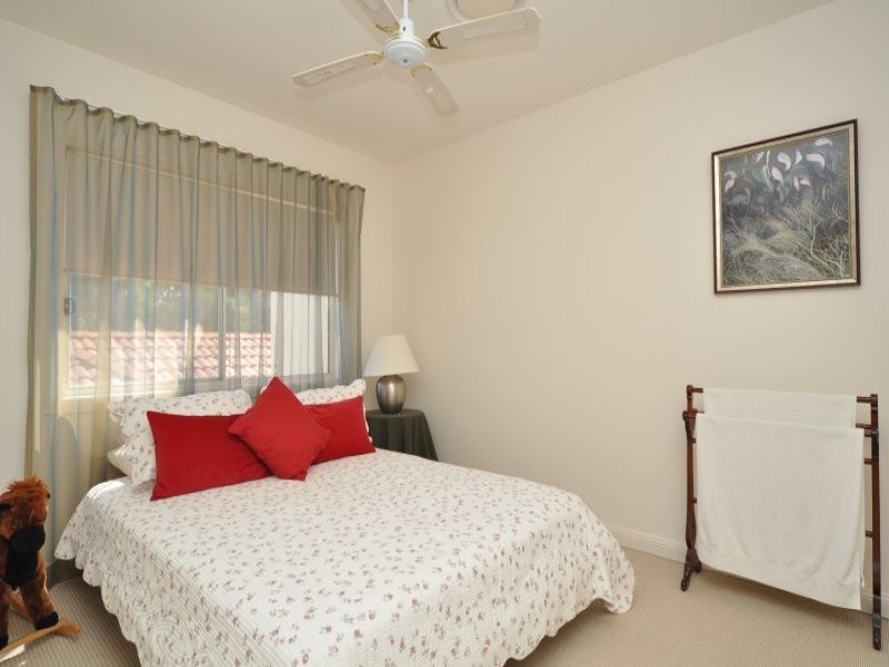 90/5201 Marine Drive West, Hope Island QLD 4212