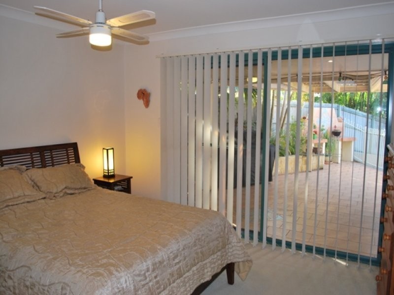 Parkwood QLD 4214
