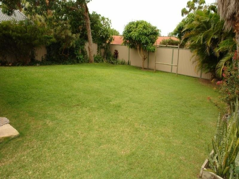 6 Tambo Court, Helensvale QLD 4212