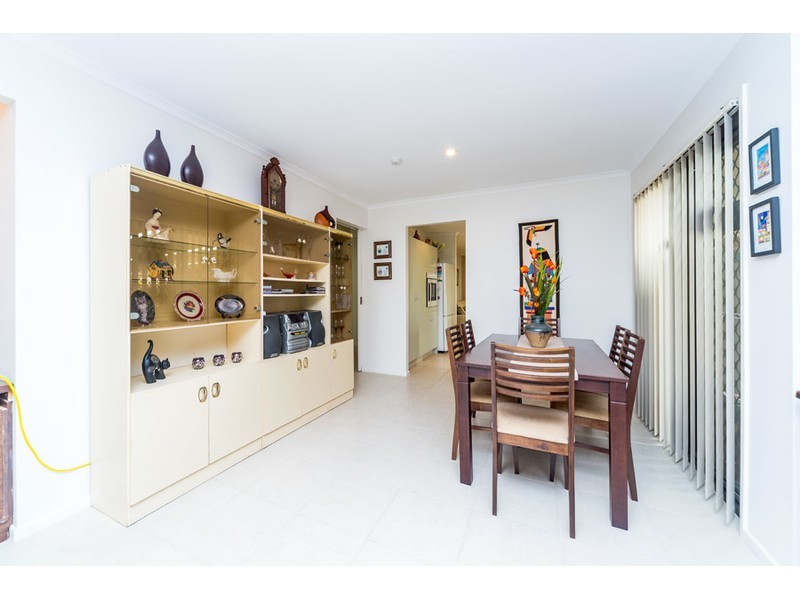 15 Thompson Street, Biggera Waters QLD 4216
