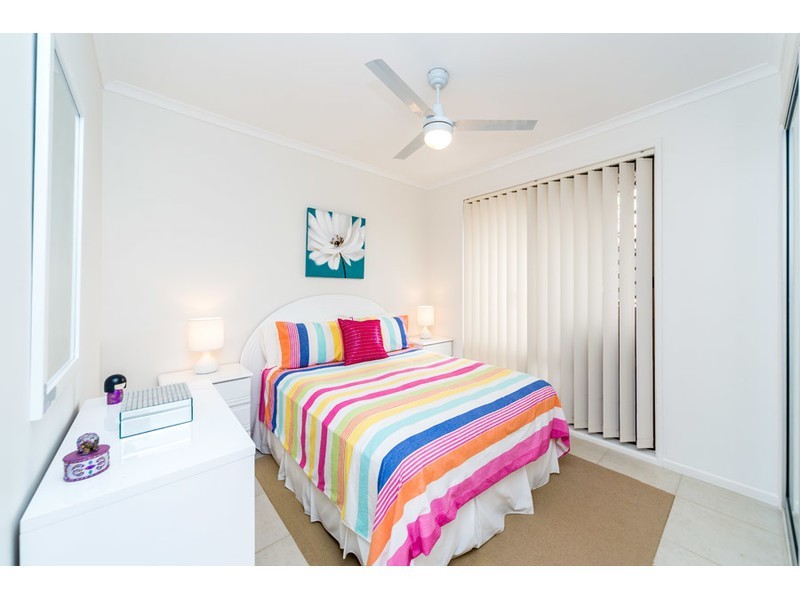 15 Thompson Street, Biggera Waters QLD 4216