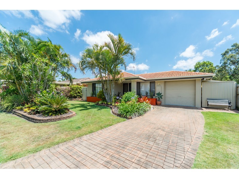 15 Thompson Street, Biggera Waters QLD 4216