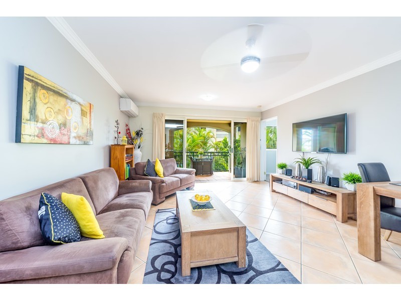 12/82-86 Limetree Parade, Runaway Bay QLD 4216