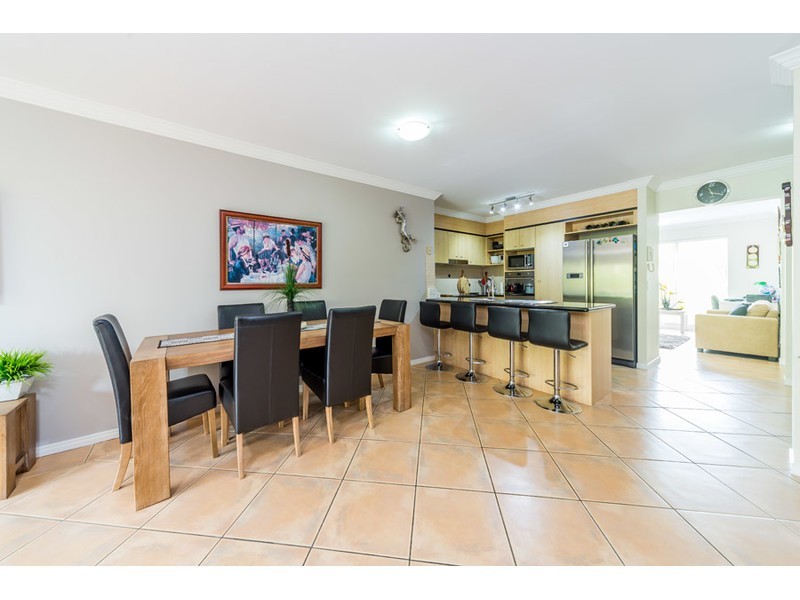 12/82-86 Limetree Parade, Runaway Bay QLD 4216