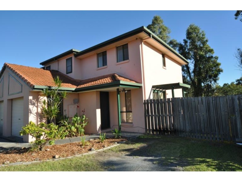 2/104 Greenacre Drive, Parkwood QLD 4214