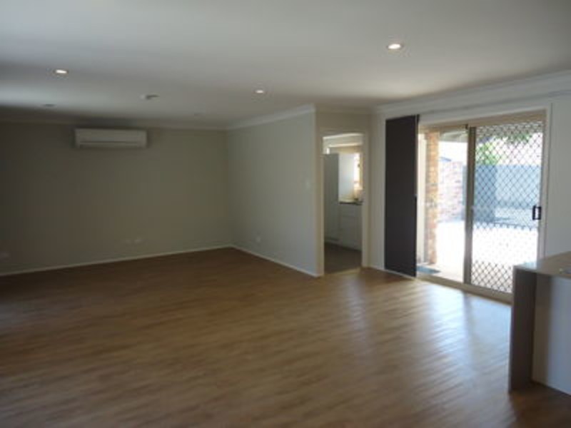 2/5 Brady Drive, Coombabah QLD 4216