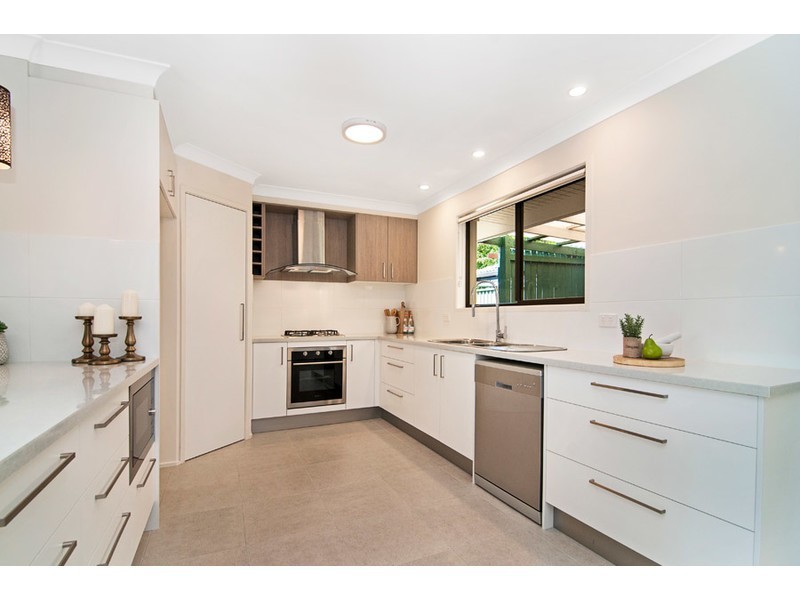 21 Menindee Avenue, Coombabah QLD 4216