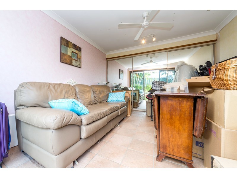 36 Camelot Crescent, Hollywell QLD 4216