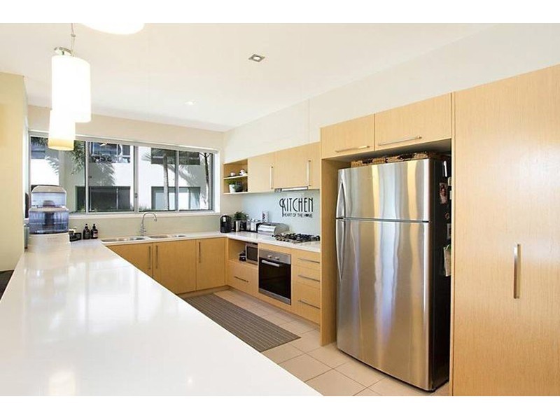 218/3 Pendraat Parade, Hope Island QLD 4212