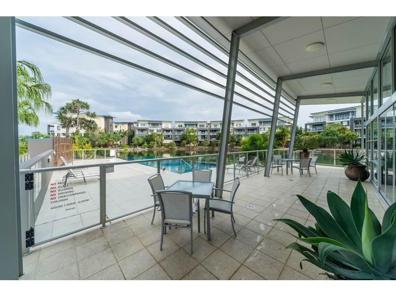 218/3 Pendraat Parade, Hope Island QLD 4212