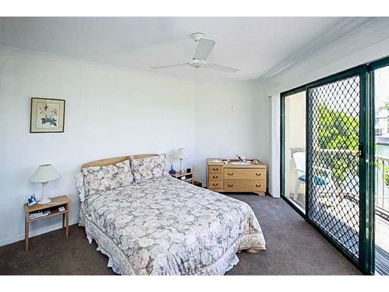 22/100 Morala Avenue, Runaway Bay QLD 4216