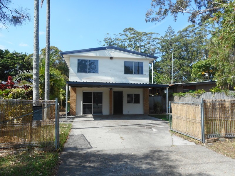 32 Turana Street, Coombabah QLD 4216
