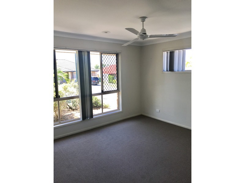 12 Rosefinch Street, Upper Coomera QLD 4209