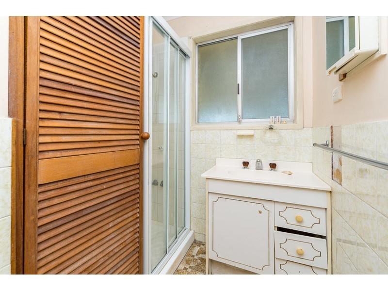 34 Iando Street, Coombabah QLD 4216