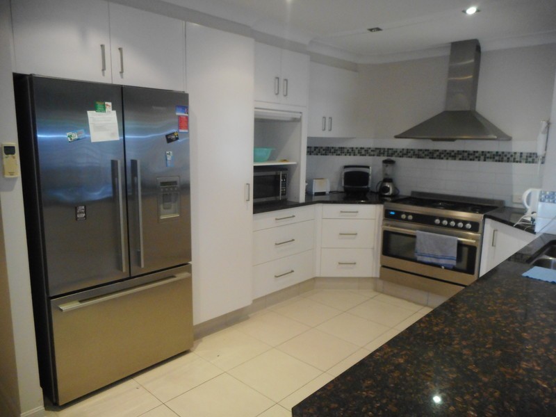 43 Inverness Way, Parkwood QLD 4214