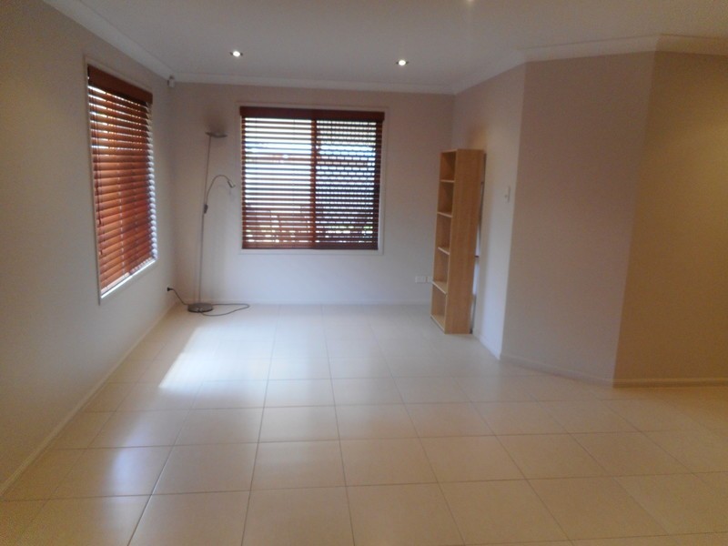 43 Inverness Way, Parkwood QLD 4214