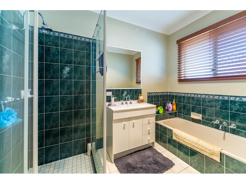 48 Zoeller Drive, Parkwood QLD 4214