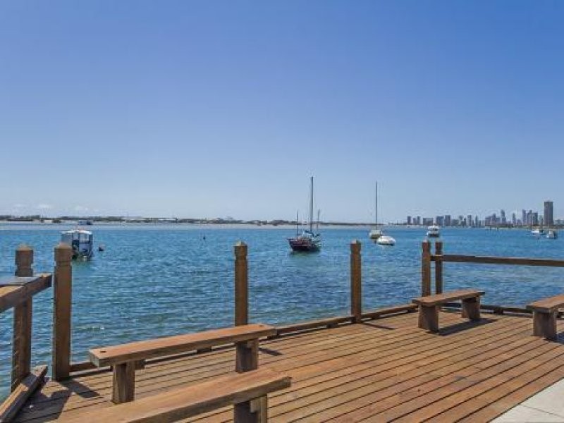 4/312 Marine Parade, Labrador QLD 4215