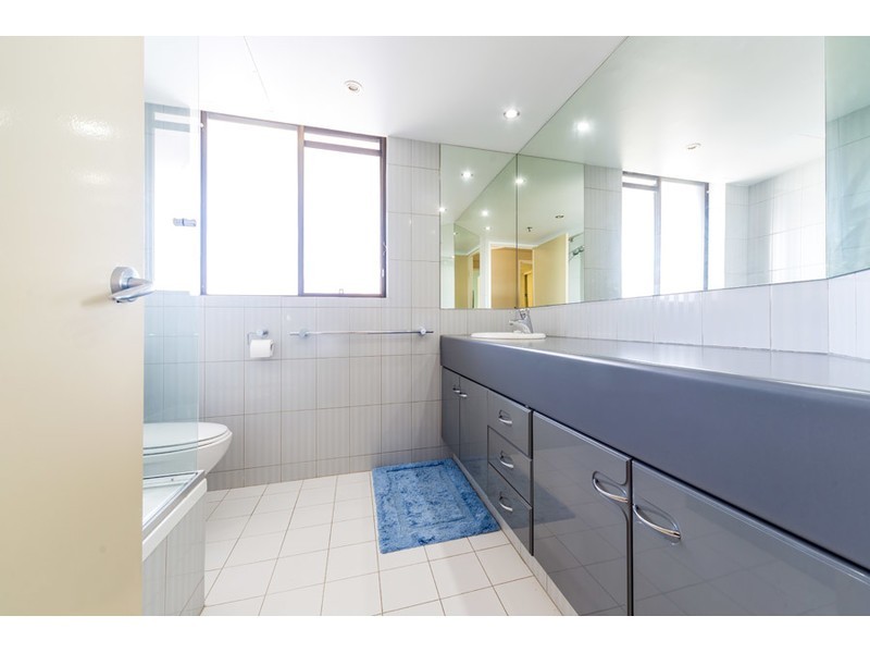 47/7 Oatland Esplanade, Runaway Bay QLD 4216