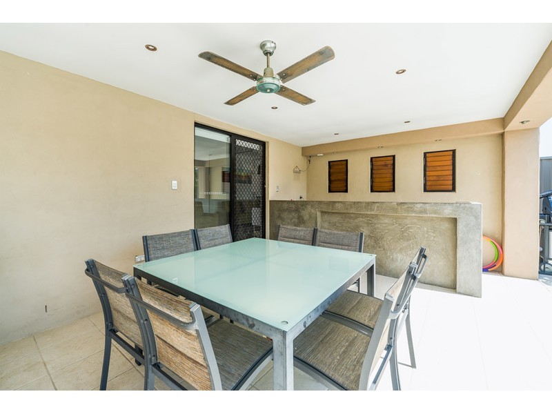 10 Barrine Crescent, Coombabah QLD 4216