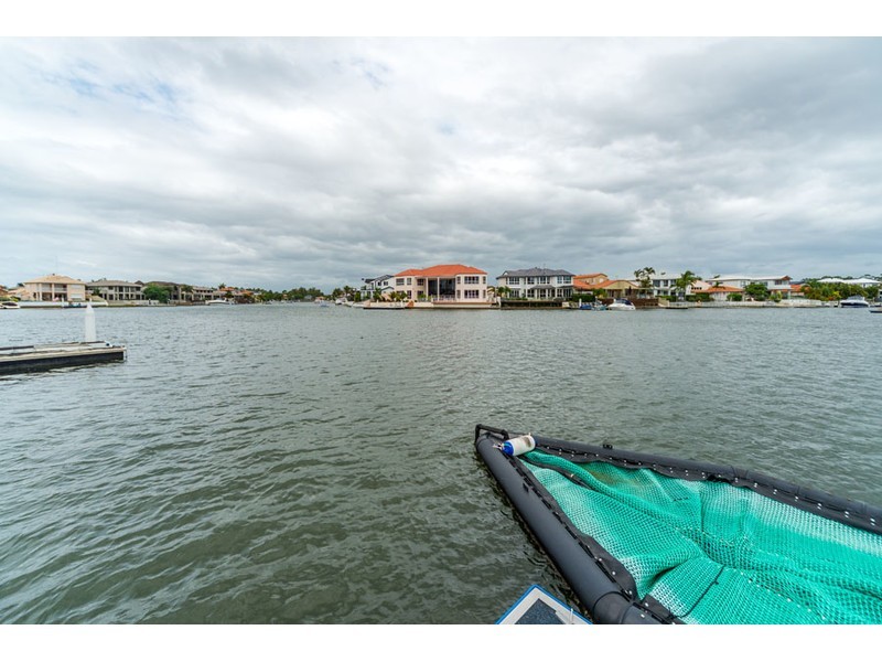 37 Cockleshell Court, Runaway Bay QLD 4216