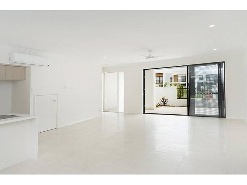 35 Park Lane, Hope Island QLD 4212