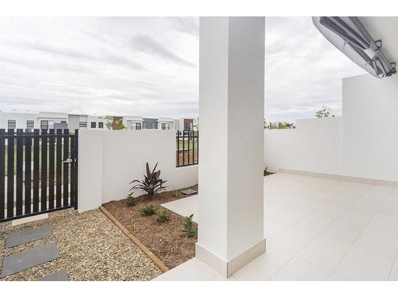 35 Park Lane, Hope Island QLD 4212